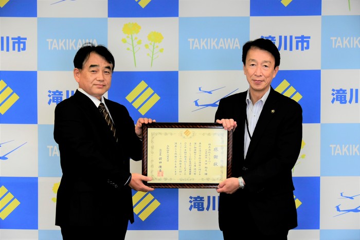 感謝状贈呈式（文字編集株式会社エンデバー 様）