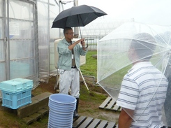 花・野菜技術センター視察研修の様子1