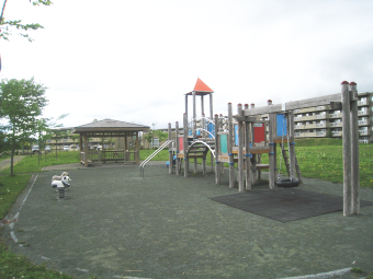 西6丁目公園2