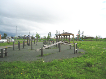 西6丁目公園4