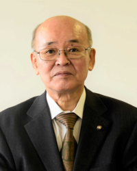 堀　重雄