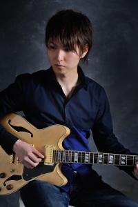 花田進太郎氏